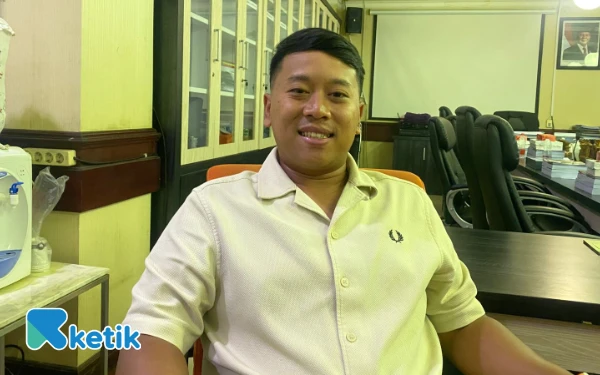 Thumbnail Berita - Kritik Penutupan Minimarket Akibat Parkir Liar, Komisi C: Seharusnya Lebih Adil