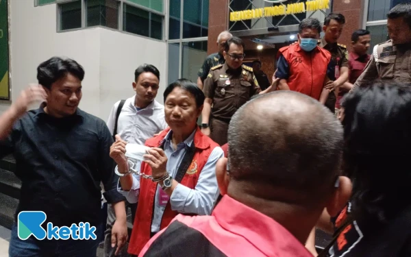 Thumbnail Berita - Kuasa Hukum Mantan Direktur Polinema Awan Setiawan: Penetapan Tersangka Prematur dan Tidak Profesional