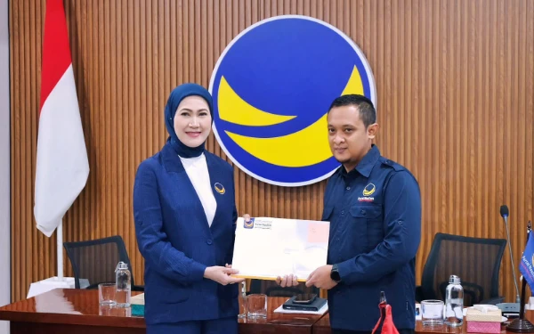 Thumbnail Berita - Gantikan H Riyadi, Prezly Di Okto Jabat Ketua DPD Nasdem Tuban
