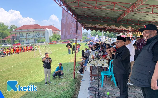 Thumbnail Berita - Bermain dengan Semangat Bung Karno: DPC PDI Perjuangan Blitar Gelar Turnamen Sepak Bola Usia Dini