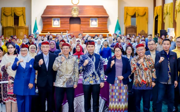 Thumbnail Berita - Plt. Gubernur Jatim Sebut WUACD Garda Terdepan Inovasi dan Agen Transformasi Inklusif Berkelanjutan