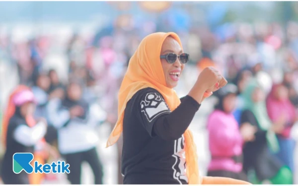 Foto Ribuan warga Halsel ikuti senam sehat Minggu 15 Juni 2025 (Foto: Us Saruma For Ketik.co.id)
