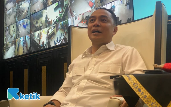 Thumbnail Berita - Stan UMKM di Depan Minimarket Digratiskan, Eri Cahyadi: Listrik dan Air Tugas Pemkot