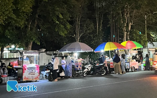 Thumbnail Berita - Pemkot Malang Siapkan Regulasi Khusus Lindungi PKL dari Pajak Omzet Rp15 Juta