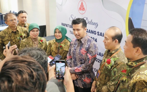 Thumbnail Berita - Wagub Emil: BPR Jatim Sebagai Motor Penggerak Ekonomi Mikro