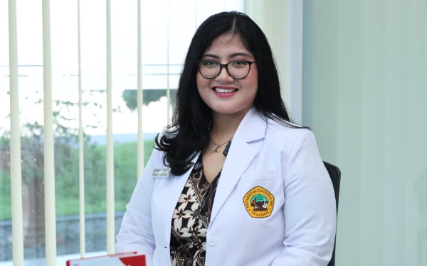 Thumbnail Berita - Silent Killer Mengintai! Dosen FK Untag Surabaya Beberkan Dampak Diabetes dan Kolesterol pada Anak Muda