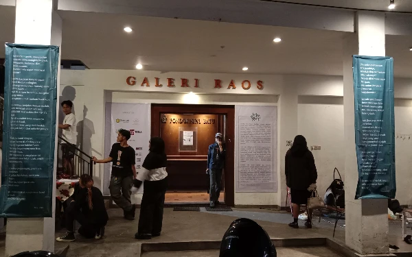 Thumbnail Berita - Pameran "Jejak Rasa", Ketika Seni Rupa Menggugah Kenangan Lewat Visual "Makan"