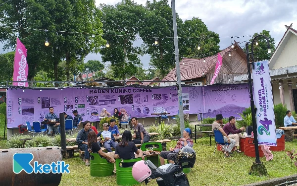 Foto Potret di Kedai Bighai Kopi, di Lapangan Mtq Gunung gare