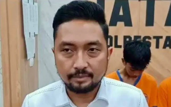 Thumbnail Berita - Polisi Tetapkan Mantan Pegawai Dishub Surabaya Tersangka Kasus Penipuan UMKM