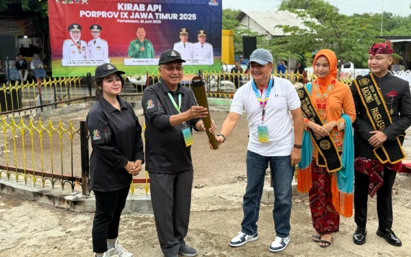 Thumbnail Berita - Kirab Api Obor Porprov Jatim IX 2025, Ini Rute Perjalanannya