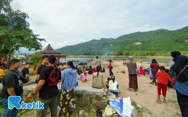 Thumbnail Berita - Tewaskan 9 Wisatawan, PMII Kritik Lemahnya Pengamanan di Pantai Pacitan