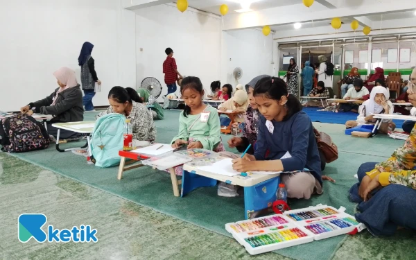 Thumbnail Berita - Gelar Seleksi Bakat Menggambar, Saung Kanak Nuaantara Sulap Gambar Anak Jadi Cerita Menarik