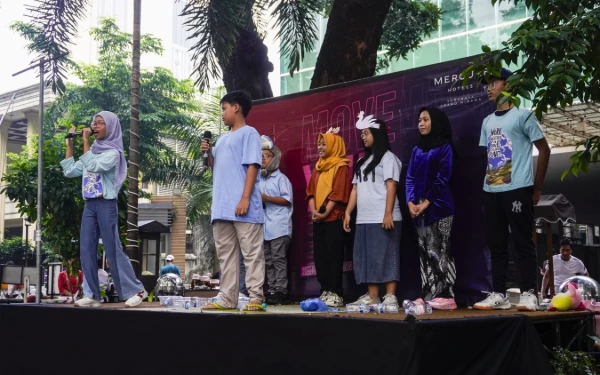 Thumbnail Berita - Mercure Surabaya Grand Mirama dan Komunitas Tunas Hijau Gelar Dongeng Fabel