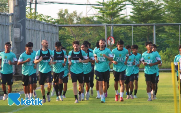 Thumbnail Berita - PePersebaya Latihan Perdana untuk Persiapan ke Australia, 23 Pemain Bergabung