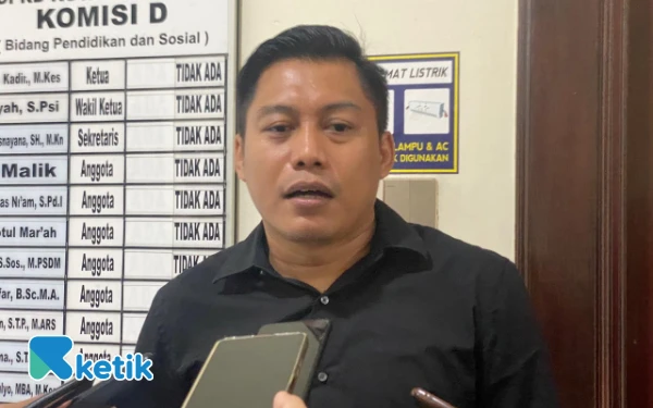 Thumbnail Berita - Pemberlakuan Jam Malam untuk Anak, Komisi D DPRD Surabaya Sebut Tak Bisa Hanya Andalkan Aparat