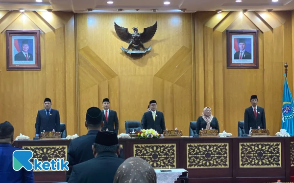 Gambar Ogah Warisi Beban, Eri Cahyadi Berkomitmen Selesaikan PR Anggaran di Kota Surabaya