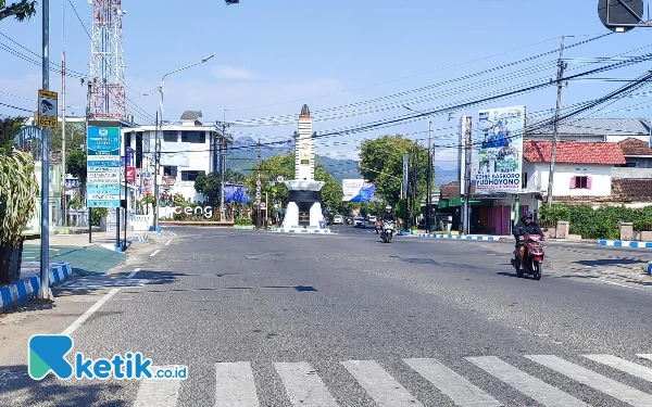 Thumbnail Berita - Cuaca Panas Landa Pacitan di Musim Hujan, BMKG Jelaskan Penyebabnya