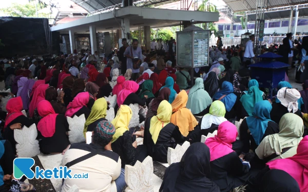 Bila Perkumpulan Janda, Perwabi Sidoarjo, Ziarah Wali; Kisah Hidup Seakan Diwakili Lagu dalam Perjalanan (1)