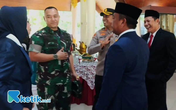 Thumbnail Berita - Plt Bupati Sidoarjo Subandi Kembali Memimpin Pemerintahan Kabupaten Sidoarjo