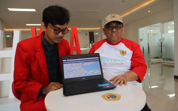 Thumbnail Berita - Mahasiswa Untag Surabaya Bikin Sistem Informasi Pemetaan Penyebaran Gizi Buruk di Jatim