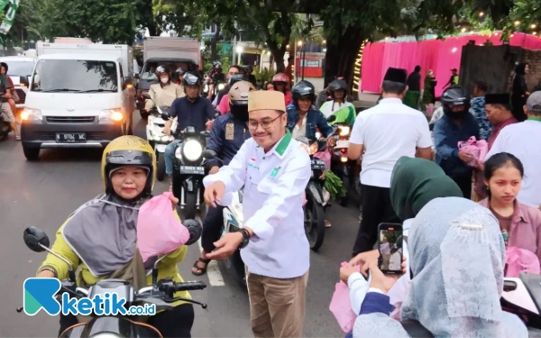 Thumbnail DPC PKB Sidoarjo Bagi-Bagi Takjil Barokah dan Safari Ramadhan 1446 H