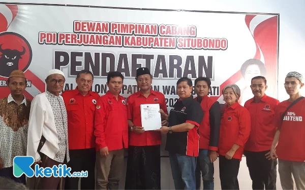 Thumbnail Guntur Romli Daftar Bacabup Situbondo dari PDIP: Atas Perintah 9 Kiai dan Partai