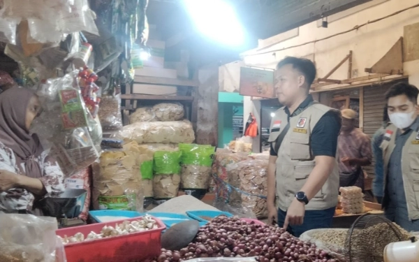 Thumbnail Berita - Jelang Ramadhan, Polres Malang Sidak Pasar Kepanjen Pastikan Bahan Pokok Aman