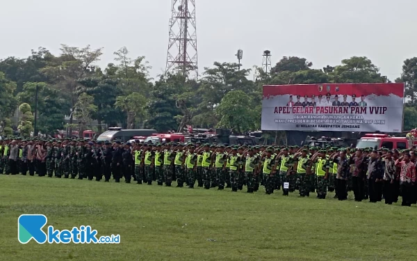 Thumbnail Berita - Ribuan Pasukan Gabungan Amankan Kunjungan Ma'ruf Amin ke Jombang