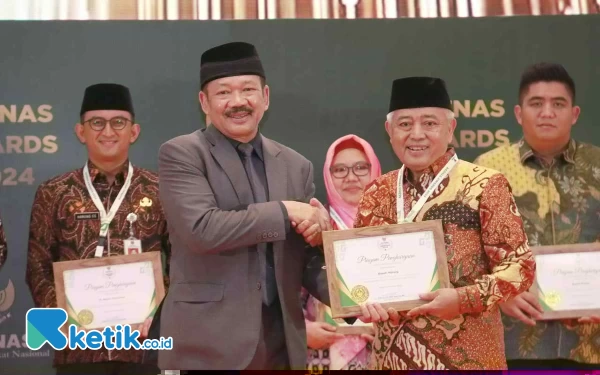 Thumbnail Berita - Dukung Pengelolaan Zakat Terbaik, Bupati Malang Raih Baznas Award