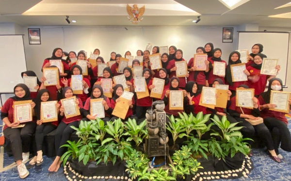 Thumbnail Berita - CV Sapta Bona Artha Kembalikan Ijazah Seluruh Karyawan