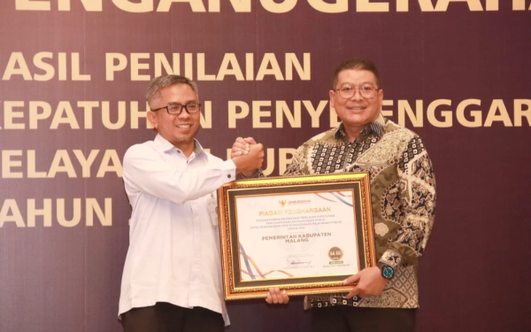 Thumbnail Berita - Pemkab Malang Raih Penghargaan Kepatuhan dari Ombudsman RI