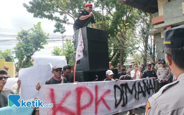 Thumbnail Berita - Tagihan BPJS BPID Bengkak, Grib Jaya Demo Tuntut Bupati Malang Minta Maaf