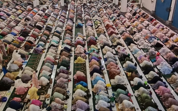 Thumbnail Masjid Al-Akbar Surabaya Siapkan Aplikasi Virtual Tour 3D untuk Memandu Jemaah Qiyamul Lail
