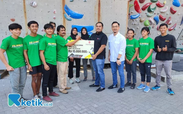 Berangkat Kejurnas untuk Pertahankan Juara Umum, JETRAS Berikan Bantuan Dana ke FPTI Jatim