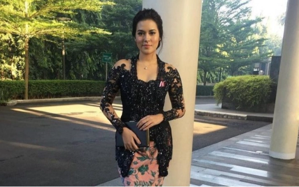 Thumbnail Berita - Kebaya Resmi Jadi Warisan Budaya UNESCO, Bukan Cuma Milik Indonesia