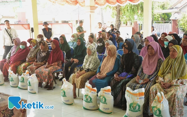 Puluhan Ribu Keluarga  di Sidoarjo Dapat Jatah Beras Gratis 10 Kg selama 3 Bulan