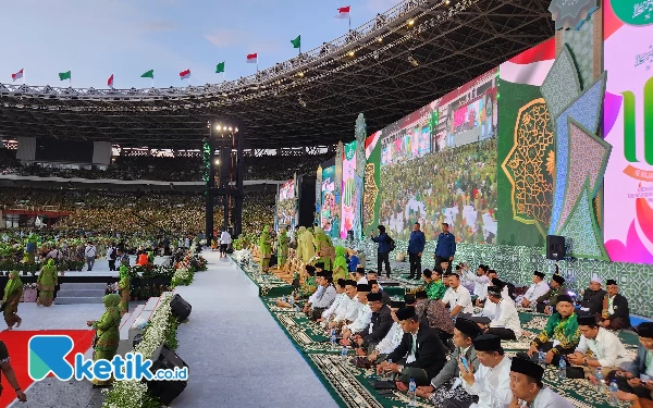Thumbnail Panggung utama Harlah Muslimat NU ke-78 di Stadion Gelora Bung Karno Jakarta