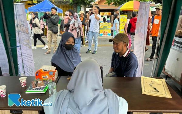 Thumbnail Berita - Kejari Situbondo Buka Stan Pelayanan Konsultasi Hukum Gratis di Car Free Day