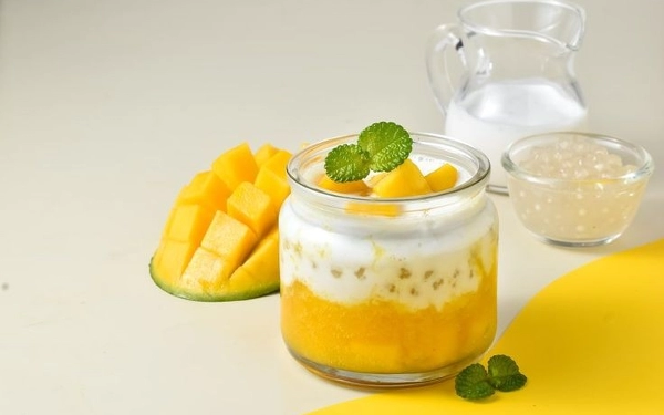 Thumbnail Berita - Creamy dan Segar, Resep Es Sago Mango Cocok untuk Berbuka 