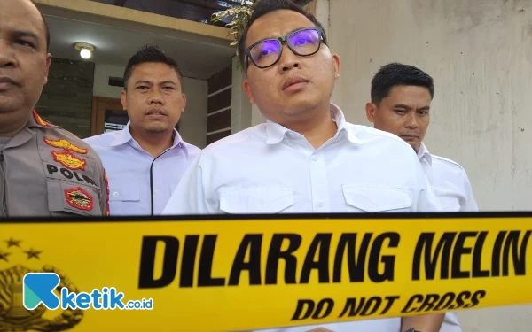 Thumbnail Berita - Begini Kata Polisi Soal Satu Keluarga di Kabupaten Malang Tewas Diduga Bunuh Diri