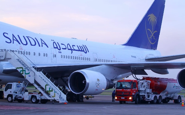 Thumbnail Berita - Pertamina Isi BBM Pesawat Saudi Airlines 120 Ribu Liter Avtur, Cukup Angkut Jemaah Haji Sekali Terbang Palembang-Jeddah