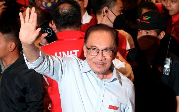 Dramatis! Anwar Ibrahim Akhirnya Ditunjuk Jadi PM ke-10 Malaysia