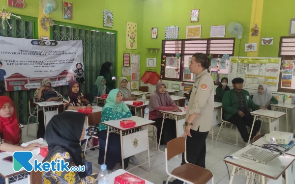 Thumbnail Berita - Dosen Keperawatan Unusa Beri Edukasi Pertolonganan Pertama jika Siswa Terjadi Masalah Kesehatan