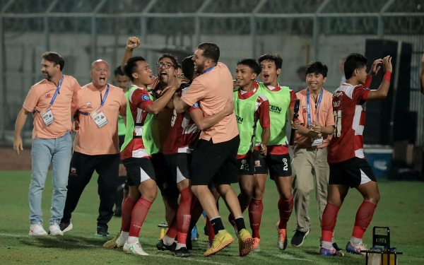 Thumbnail Berita - Bungkam Persija 2-0, Madura United Kembali Puncaki Klasemen