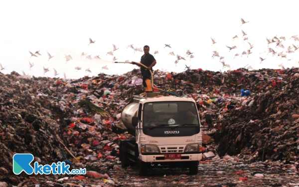 Thumbnail Berita - Wabup Mimik Idayana Pimpin MoU dengan Perusahaan Teknologi Pengelolaan Sampah dari China