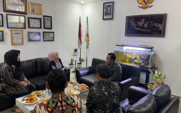 Thumbnail Berita - Beri Kontribusi Nyata, Wabup Malang Dorong Pengembangan Usaha Florawisata Santerra