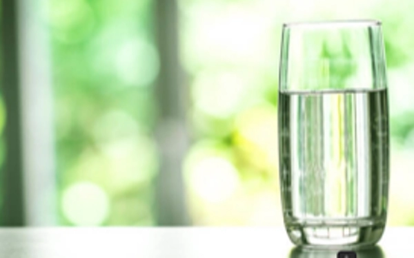 Jangan Anggap Sepele! Ini 4 Bahaya Kurang Minum Air Putih