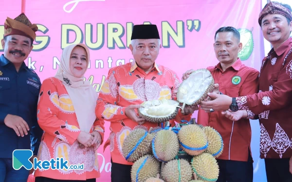 Thumbnail Ada Kampoeng Durian di Kabupaten Malang yang Baru Diresmikan, Ini Keunggulannya