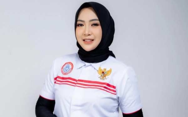 Thumbnail Berita - Dikenal Inovatif, Kades Cantik Rendyta Jabat Exco Askab PSSI Malang