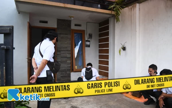 Thumbnail Berita - Satu Keluarga di Kabupaten Malang Tewas, Diduga Bunuh Diri